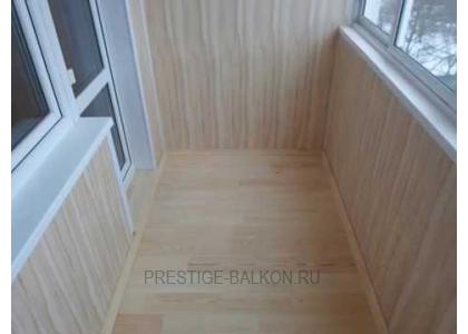 Теплое остекление балкона пластиковыми окнами со змеевидным водяным теплым полом в Лыткарино